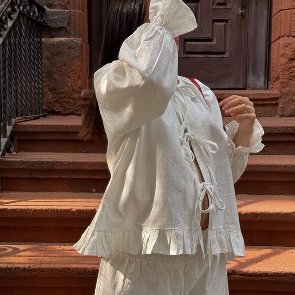 Linen Set - Picture 5 of 7